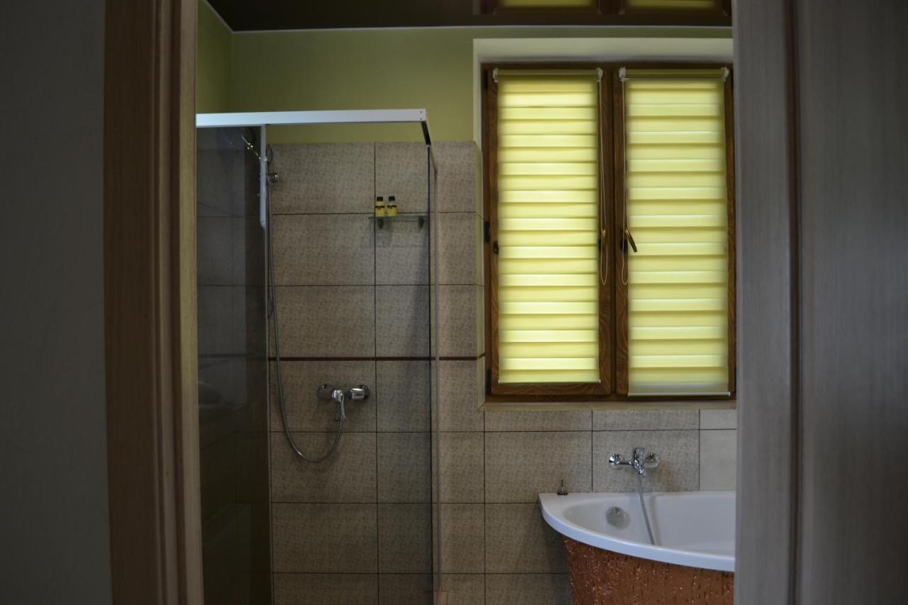Romantic Guest House Kamianets-Podilskyi Εξωτερικό φωτογραφία