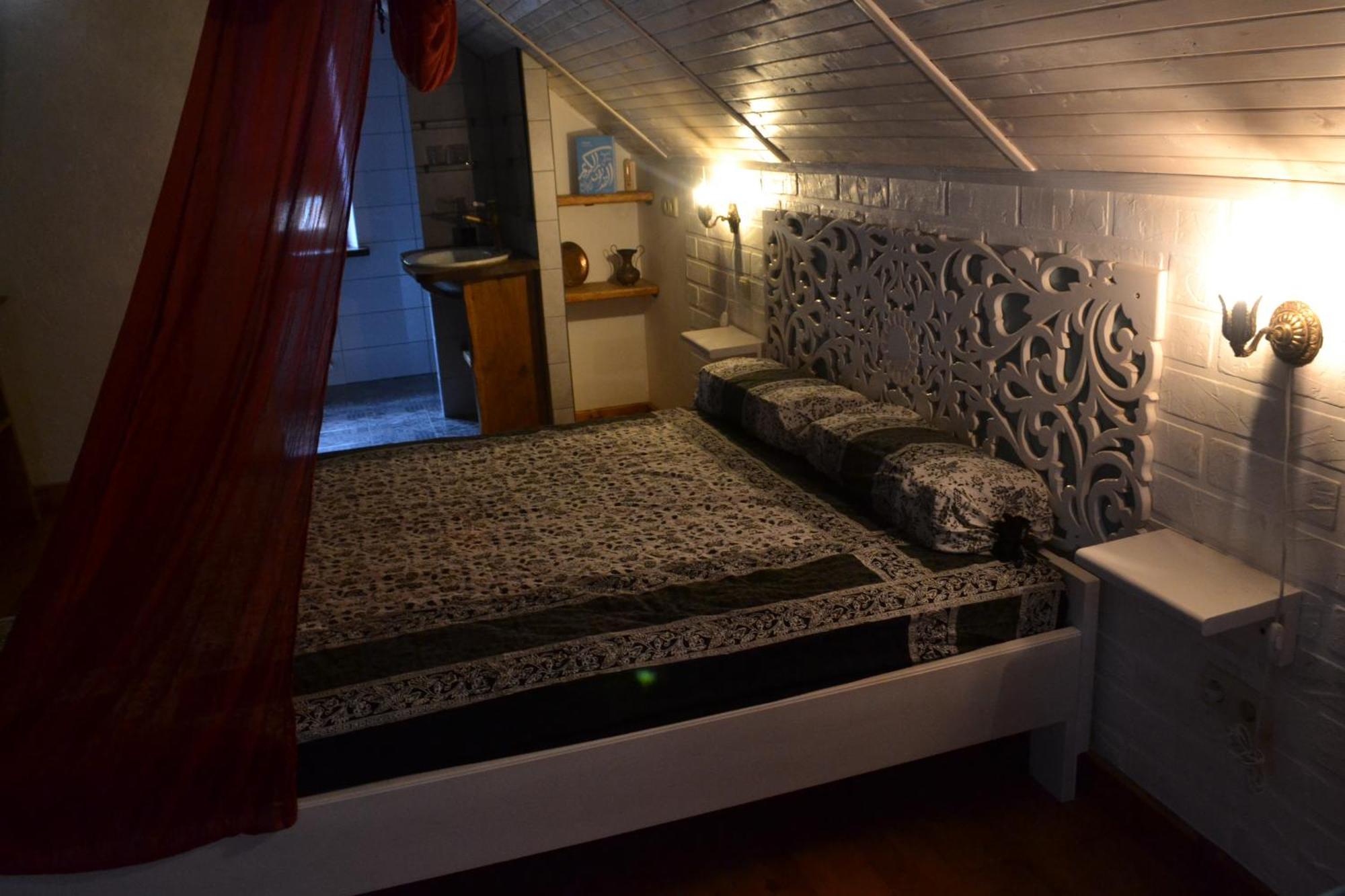 Romantic Guest House Kamianets-Podilskyi Εξωτερικό φωτογραφία